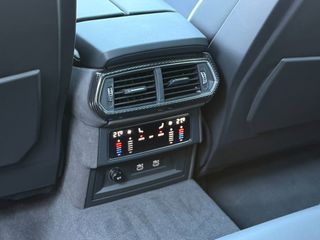 Lamborghini Urus 2025 SE Carbon / B&O 3D / ΕΤΟΙΜΟΠΑΡΑΔΟΤΟ-thumb-31