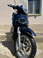 Aprilia Scarabeo 200 2015