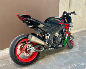 Aprilia Tuono 2022 V4 1100 Factory-thumb-1