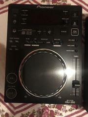 Εξοπλισμός DJ-thumb-1