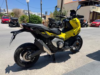 Honda X-ADV 2025 SPECIAL EDITION-thumb-4