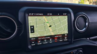 Jeep Wrangler 2021 SAHARA 4xe Plug in Hybrid-thumb-32
