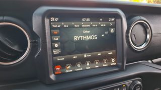Jeep Wrangler 2021 SAHARA 4xe Plug in Hybrid-thumb-34