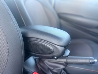 Mini Cooper D 2017 AUTOMATIC-thumb-40