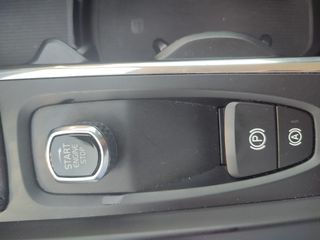 Volvo XC 60 2018 MOMENTUM-thumb-28