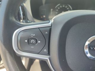 Volvo XC 60 2018 MOMENTUM-thumb-29
