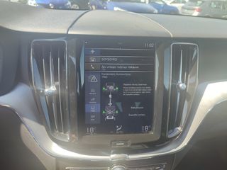 Volvo XC 60 2018 MOMENTUM-thumb-24