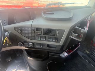 Volvo 2017 FH13 540 Intarter-thumb-12