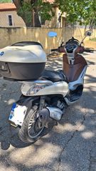Piaggio Beverly 300 2016 BEVERLY 300-thumb-1
