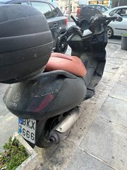 Aprilia Atlantic 250 2005-thumb-2