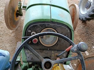Τρακτέρ John Deere 1982 2040-thumb-5