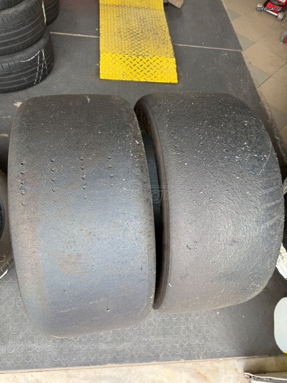 280/680-18 Pirelli PZero