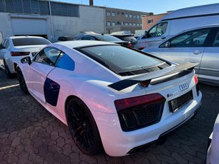 Audi R8 2017 R8 V10 PLUS INDIVIDUAL-thumb-2