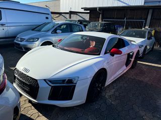 Audi R8 2017 R8 V10 PLUS INDIVIDUAL-thumb-4