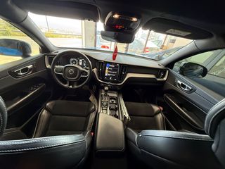 Volvo XC 60 2018-thumb-12