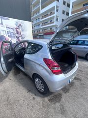 Hyundai i 20 2011