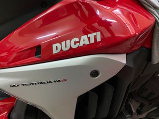 Ducati Multistrada V4 S 2022-thumb-3