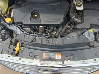 Ford Kuga 2019-thumb-3