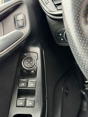 Ford Fiesta 2018 ST LINE DIESEL-thumb-17