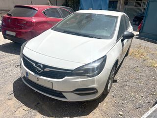 Opel Astra 2021