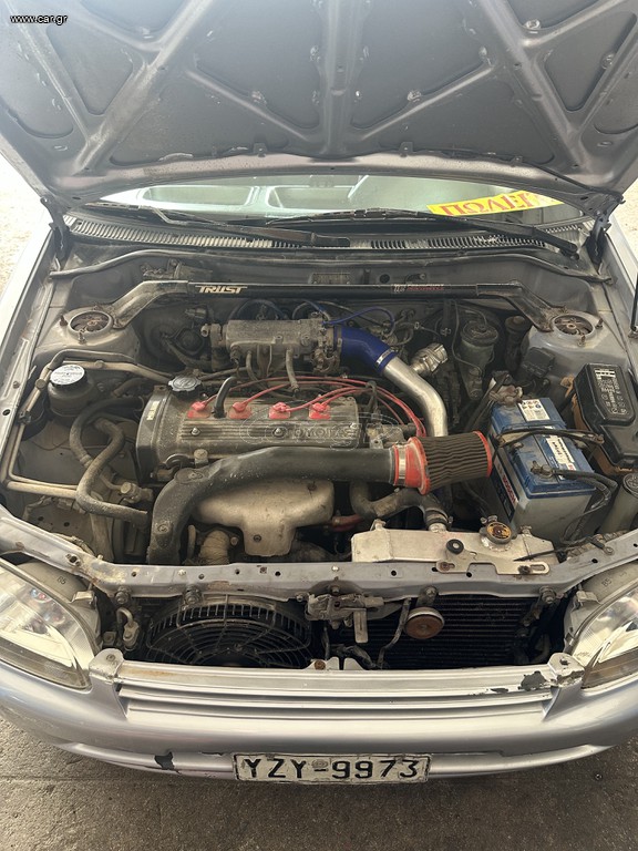 Toyota Starlet 1998 glanza