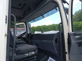 Ποτάδικο Mercedes-Benz 2010 1222-thumb-27