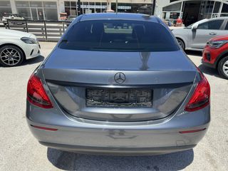 Mercedes-Benz E 200 2020-thumb-6