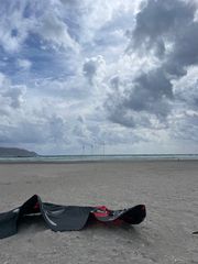 Kitesurf Naish 2023 Pivot 9m+11m + bar
