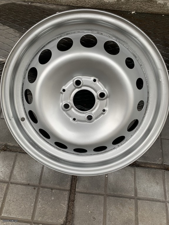 ζάντα 15αρα smart fourfour , four two