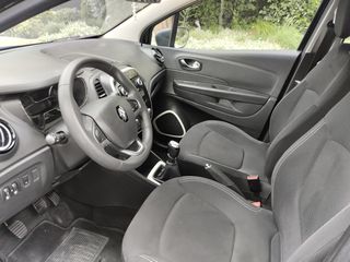 Renault Captur 2019 Renault Captur 2019   12/2019-thumb-12