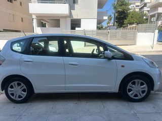 Honda Jazz 2011 1.2 90hp-thumb-4