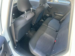 Honda Jazz 2011 1.2 90hp-thumb-11