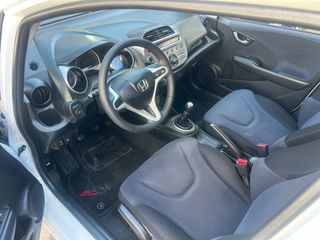 Honda Jazz 2011 1.2 90hp-thumb-12