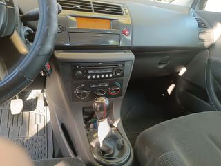 Citroen C4 2007-thumb-14