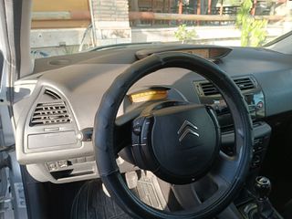 Citroen C4 2007-thumb-16