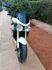 Triumph Street Triple 675 2009