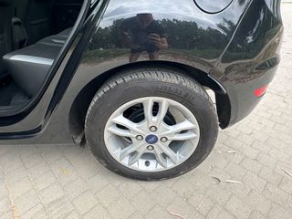 Ford Fiesta 2016-thumb-17