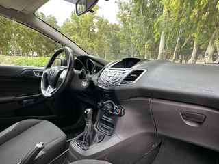 Ford Fiesta 2016-thumb-23