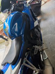 Suzuki GSX-R 600 2008-thumb-3