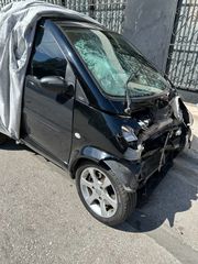 Smart fortwo 2005 με μοτερ απο Smart roadster 2005 85αλογα 700cc, με δερματινο σαλονι,τιμονι f1, bearlock στις ταχυτητες,συναγερμο,καινουργια λαστιχα και επισκευασμενες ζαντες!!