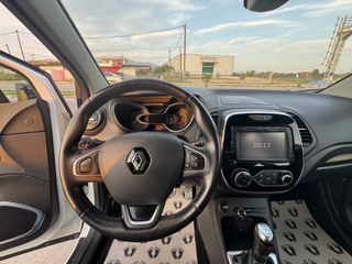 Renault Captur 2018-thumb-19