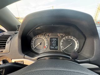 Skoda Octavia 2007 VRS-thumb-21
