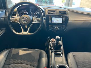 Nissan Pulsar 2016-thumb-15