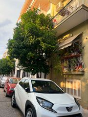 Toyota Aygo (X) 2025 Cross (X) X PLAY