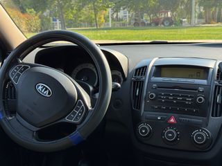Kia ProCeed / pro_cee'd 2009 Pro ceed 1.6 125hp-thumb-6