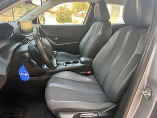Peugeot 2008 2020 1.2 PureTech ALLURE PLUS-thumb-16