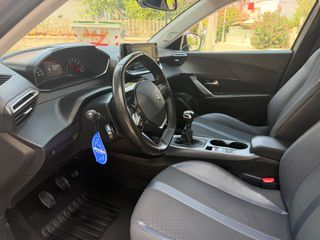 Peugeot 2008 2020 1.2 PureTech ALLURE PLUS-thumb-18