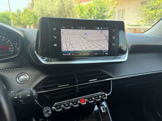 Peugeot 2008 2020 1.2 PureTech ALLURE PLUS-thumb-26