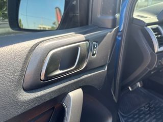 Ford Raptor 2021-thumb-36