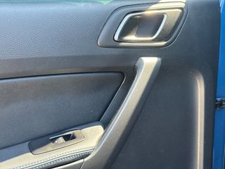 Ford Raptor 2021-thumb-38